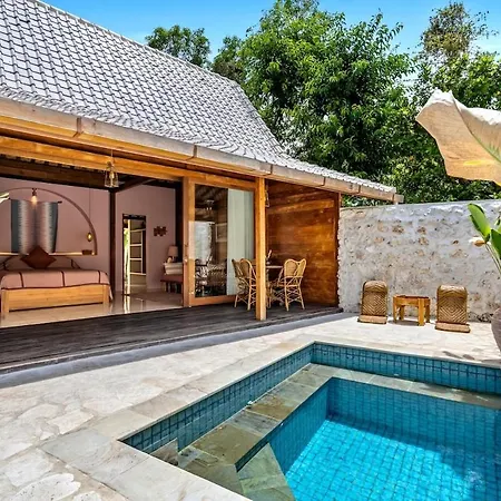 Villa Rose Style Pool 1 Bed Loft Kitchen