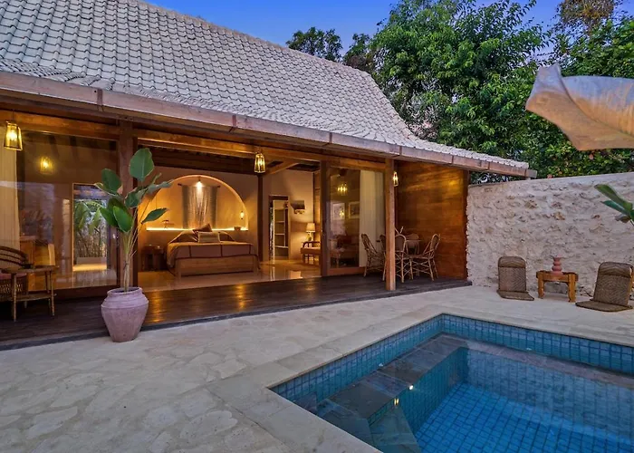Warna Villas- Rose Honeymoon Stylish Loft Private Pool & Kitchen