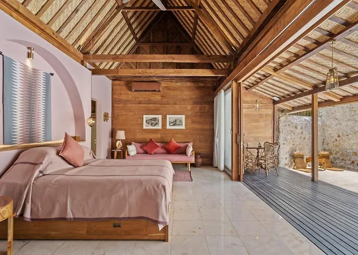 Villa Warna Villas- Rose Honeymoon Stylish Loft Private Pool & Kitchen