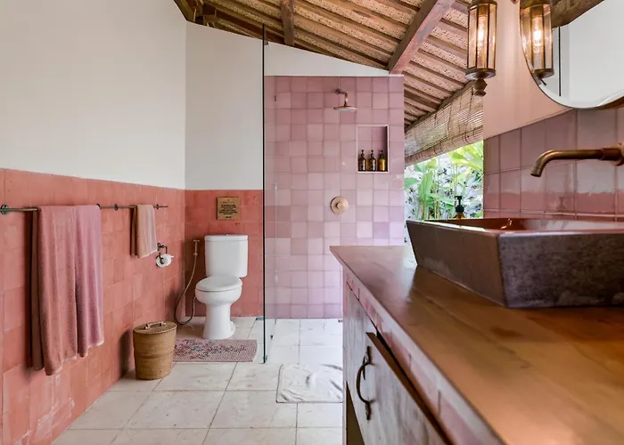 Warna Villas- Rose Honeymoon Stylish Loft Private Pool & Kitchen * Uluwatu (Bali)