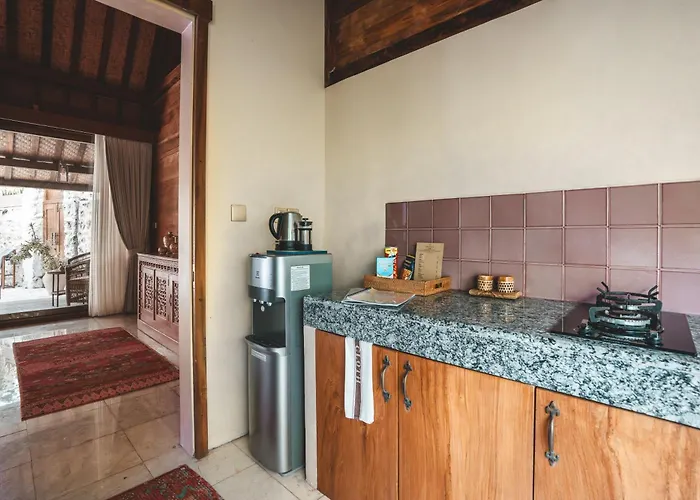 Villa Warna Villas- Rose Honeymoon Stylish Loft Private Pool & Kitchen Uluwatu (Bali)